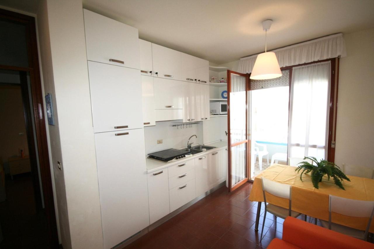Ba- Althea - Piscina- Apartment Lignano Sabbiadoro Ngoại thất bức ảnh
