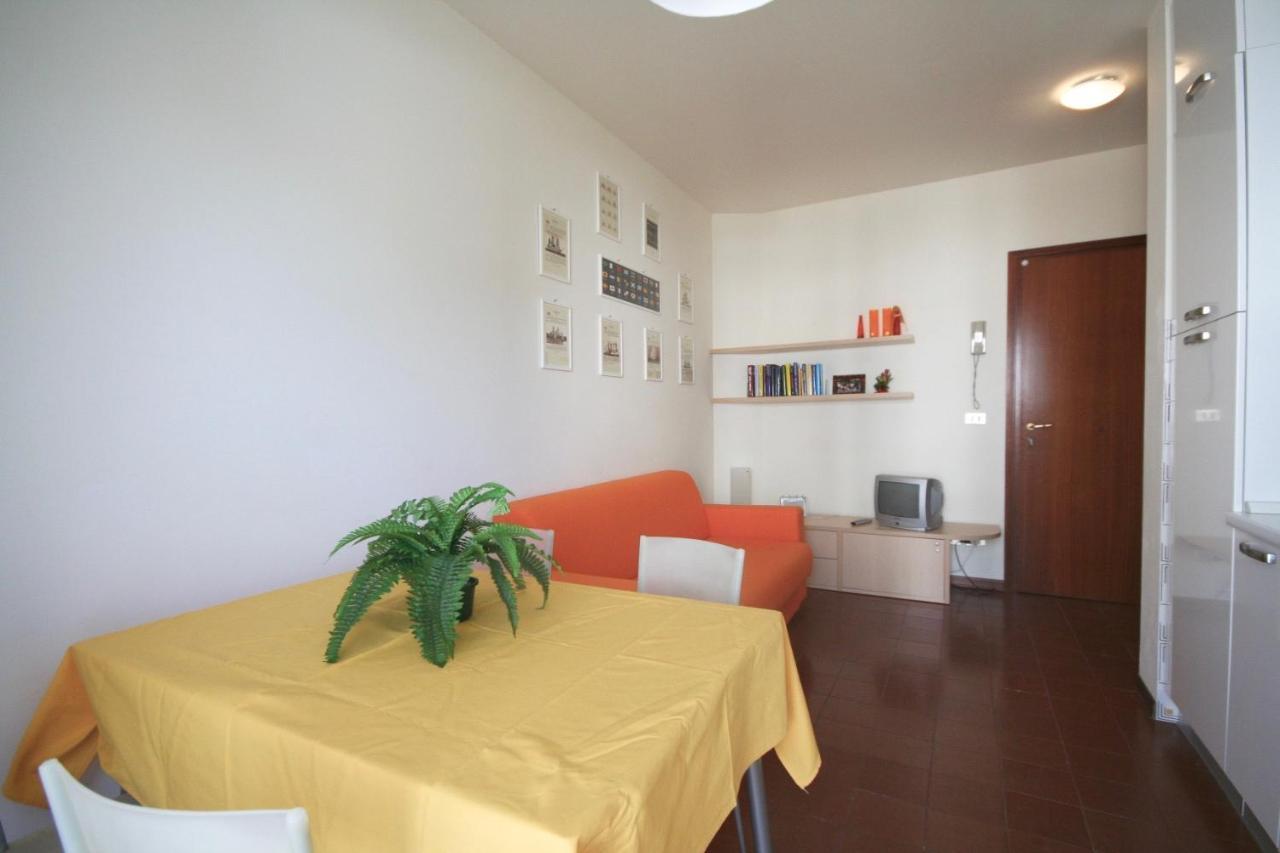 Ba- Althea - Piscina- Apartment Lignano Sabbiadoro Ngoại thất bức ảnh